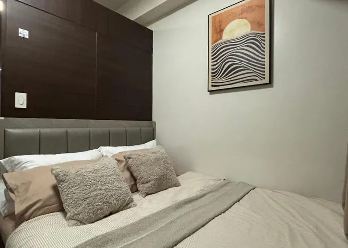 Aparthotel Air Residences Makati Cbd 1br W Balcony 4*